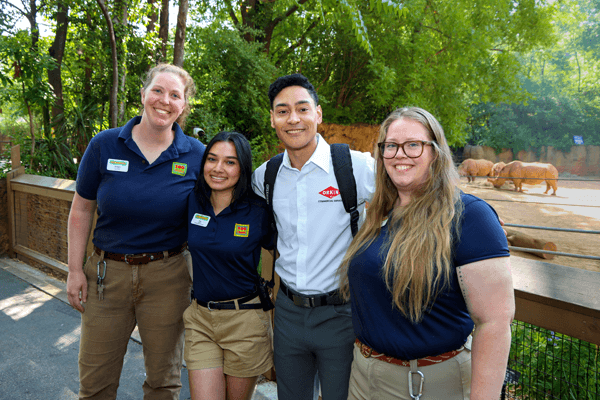 Orkin-Pro-with-Zoo-Atlanta-Team.png